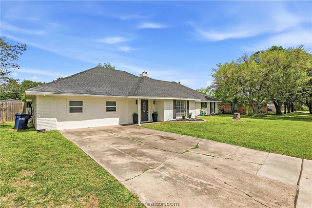 1405 Lawyer Street, College Station, TX 77840