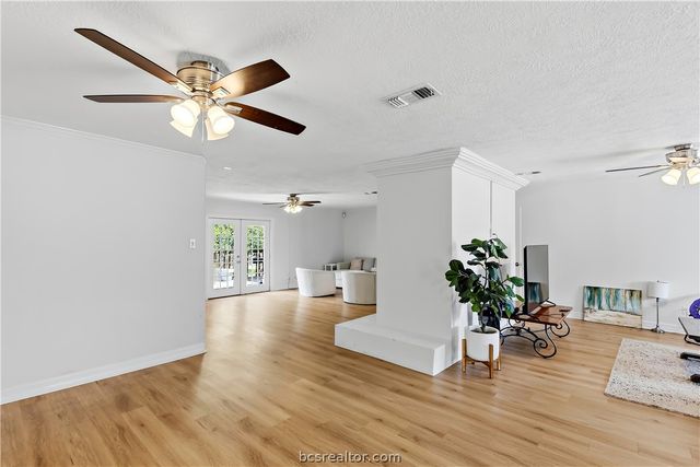 1405 Lawyer Street, College Station, TX 77840