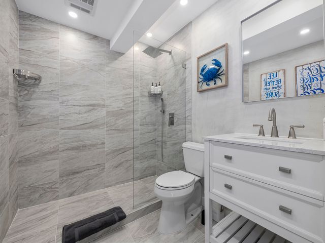 409 25th Ave. N, North Myrtle Beach, SC 29582