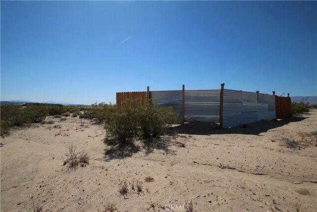 675 Pampas, 29 Palms, CA 92277