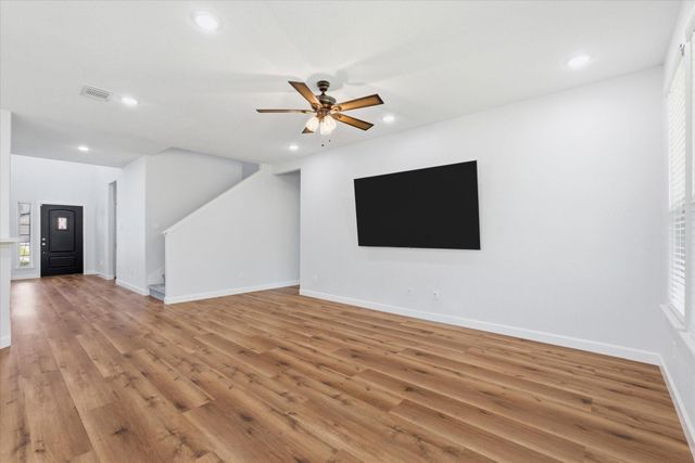 6048 Heritage Creek Lane, Conroe, TX 77304