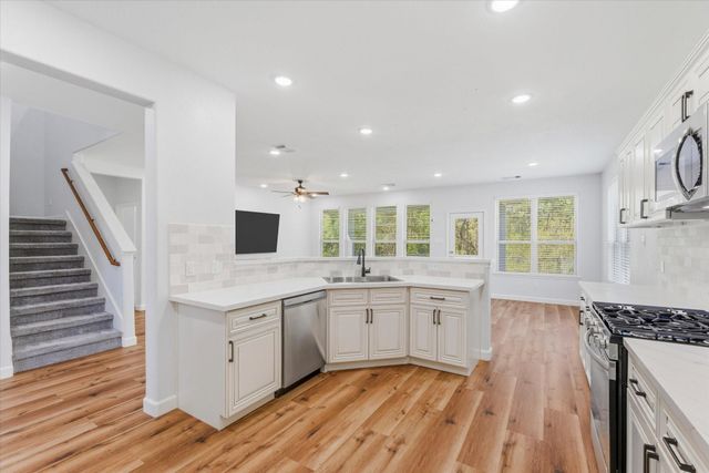 6048 Heritage Creek Lane, Conroe, TX 77304