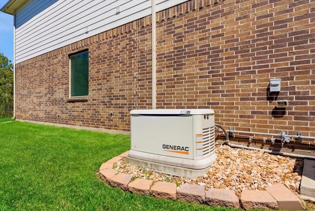 6048 Heritage Creek Lane, Conroe, TX 77304