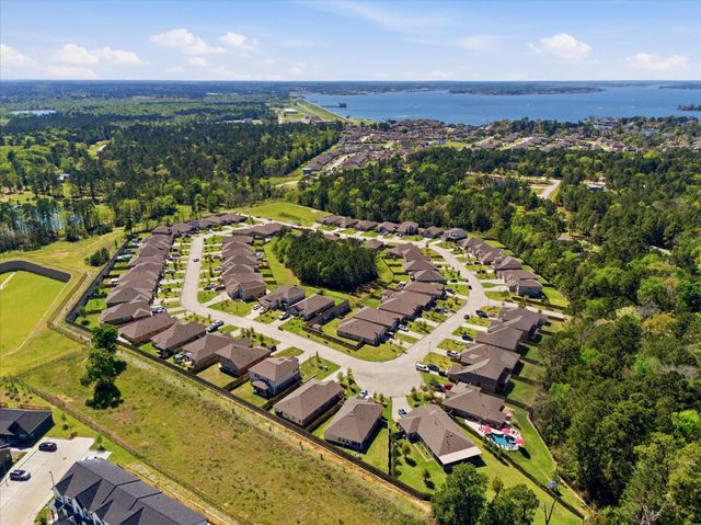 6048 Heritage Creek Lane, Conroe, TX 77304