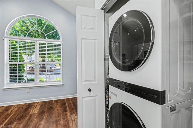 110 Goldfinch Avenue, Greensboro, NC 27409