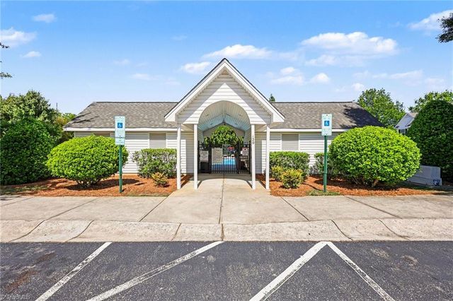 110 Goldfinch Avenue, Greensboro, NC 27409