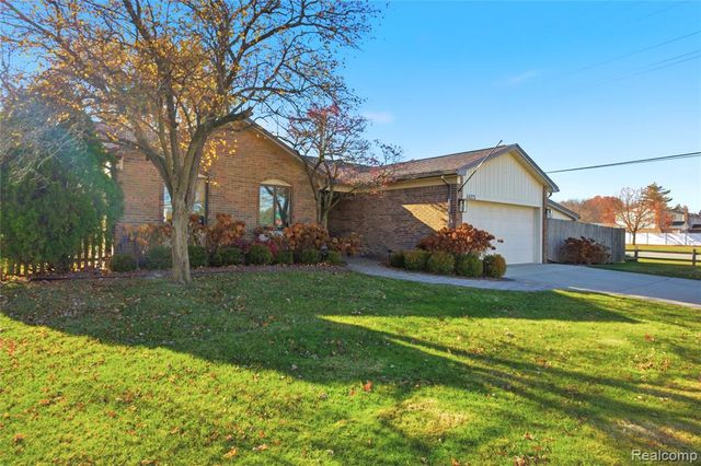 44273 Webster Road, Canton, MI 48187