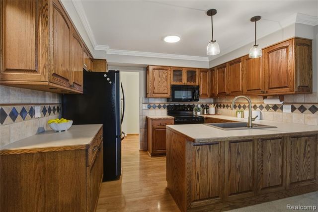 44273 Webster Road, Canton, MI 48187