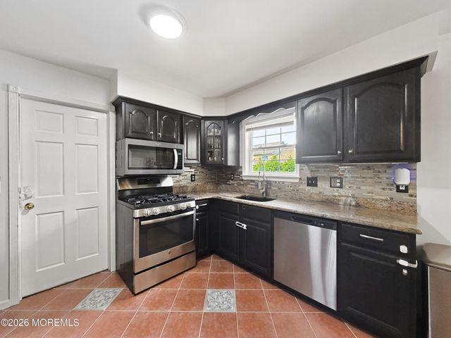 90 Haines Street, Lanoka Harbor, NJ 08734