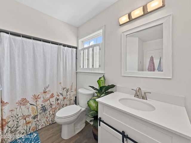 90 Haines Street, Lanoka Harbor, NJ 08734