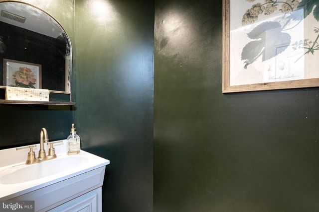 1928 ALICEANNA ST, Baltimore, MD 21231