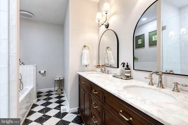 1928 ALICEANNA ST, Baltimore, MD 21231