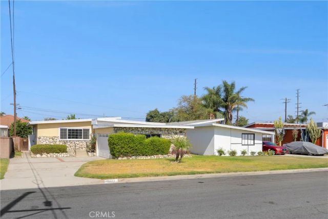 13517 Greenbrier, Bellflower, CA 90706