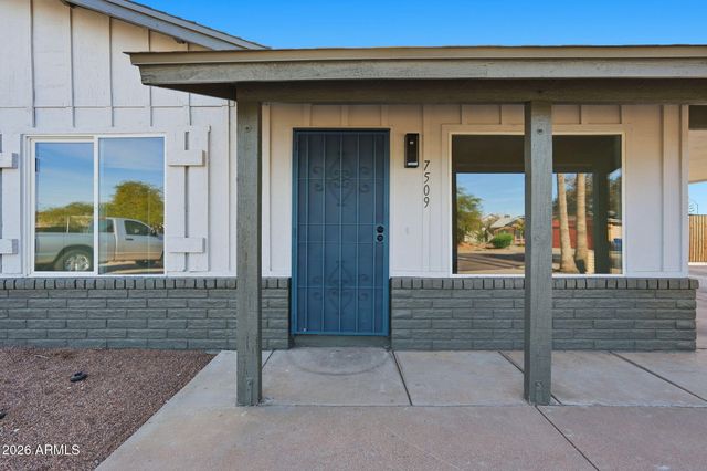7509 E HACKAMORE Circle, Mesa, AZ 85207