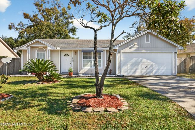 7613 CHELMSFORD Drive, Jacksonville, FL 32244