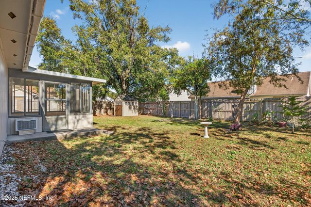 7613 CHELMSFORD Drive, Jacksonville, FL 32244