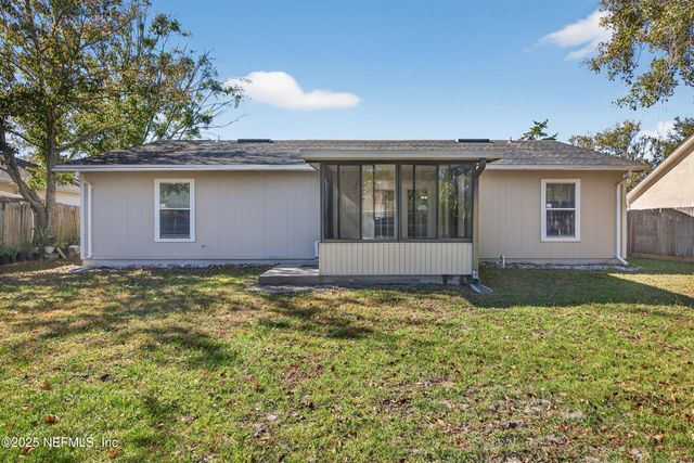 7613 CHELMSFORD Drive, Jacksonville, FL 32244