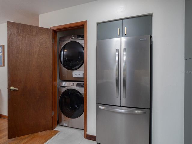 821 NW 20TH TERRACE, Gainesville, FL 32603