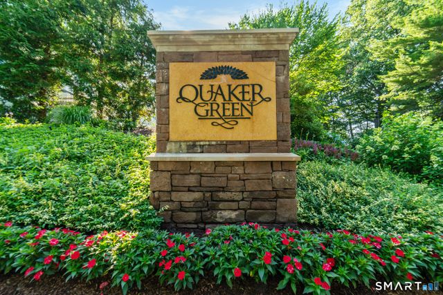 86 Park Place Circle, West Hartford, CT 06110