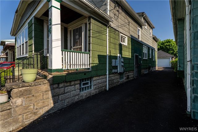 94 Connelly Avenue, Buffalo, NY 14215