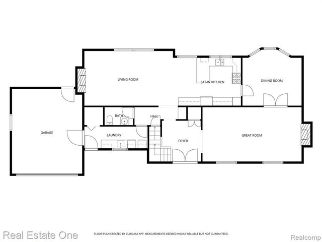 69 Willow Tree Place, Grosse Pointe Shores, MI 48236