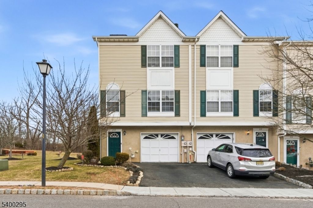 312 George Wilson Blvd, Flemington Boro, NJ 08822