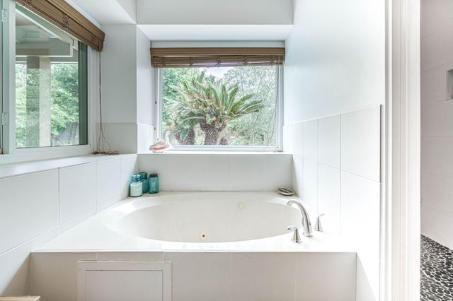 14119 Swallowfield Drive, Houston, TX 77077