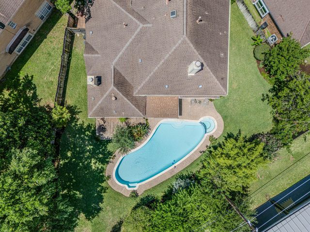 14119 Swallowfield Drive, Houston, TX 77077