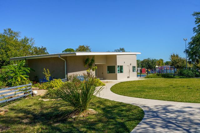 14119 Swallowfield Drive, Houston, TX 77077