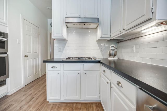 14119 Swallowfield Drive, Houston, TX 77077