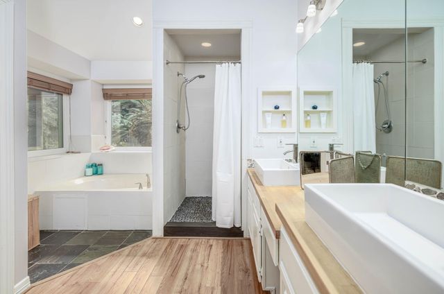 14119 Swallowfield Drive, Houston, TX 77077