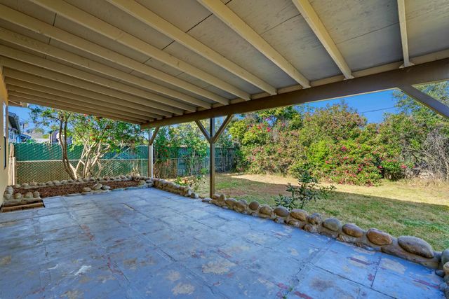 3816 Mahogany St, Sacramento, CA 95838
