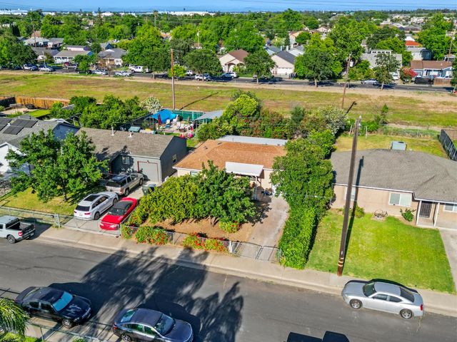 3816 Mahogany St, Sacramento, CA 95838