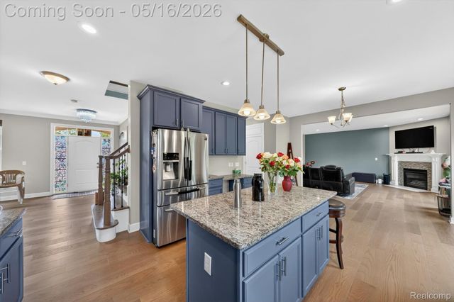 54908 N Grenelefe Circle W, Lyon Charter Township, MI 48178