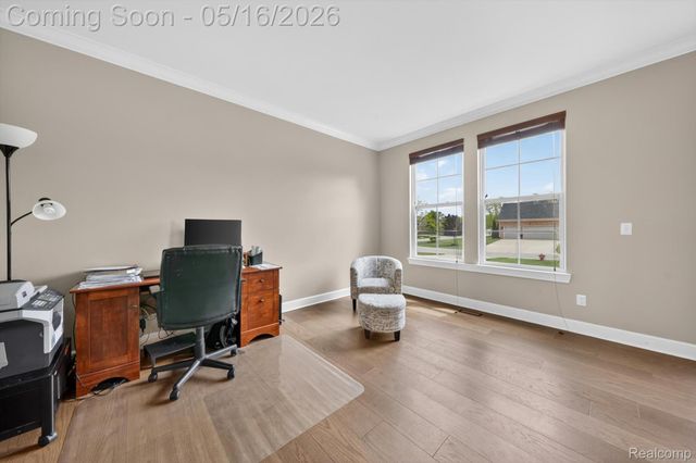 54908 N Grenelefe Circle W, Lyon Charter Township, MI 48178