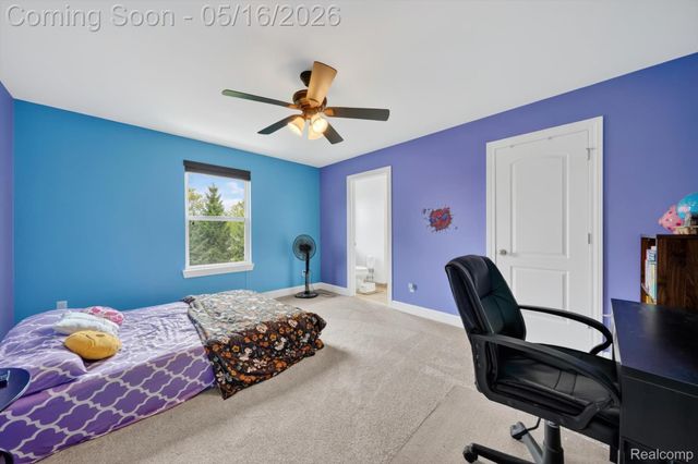 54908 N Grenelefe Circle W, Lyon Charter Township, MI 48178