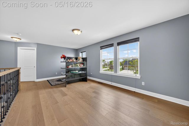 54908 N Grenelefe Circle W, Lyon Charter Township, MI 48178