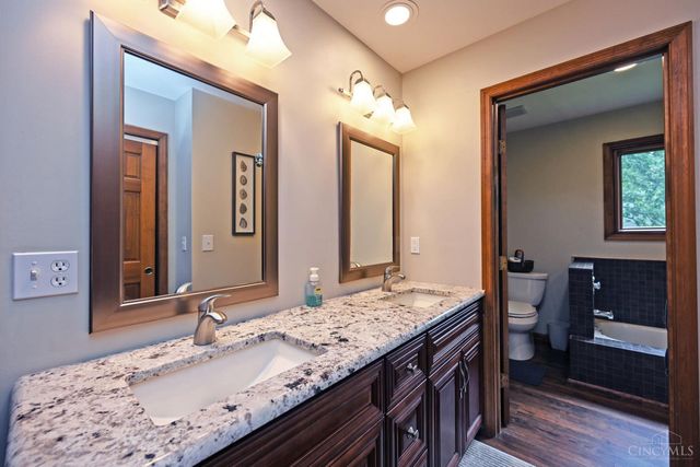 8405 Toddcreek Circle, West Chester, OH 45069