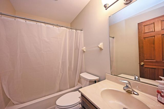 8405 Toddcreek Circle, West Chester, OH 45069