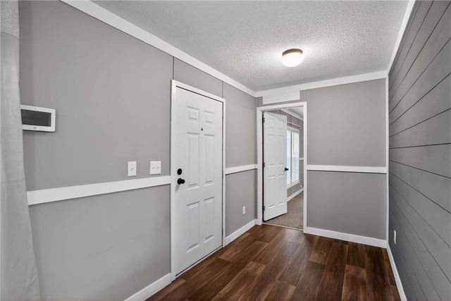 6 Breezewood Drive, Hampton, GA 30228