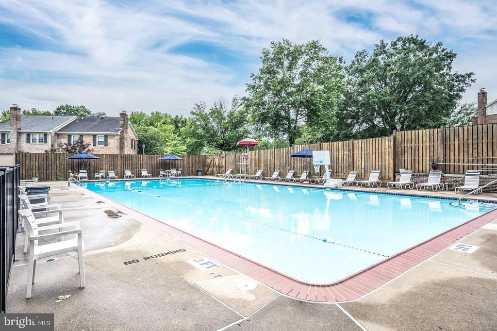 8222 DOCTOR CRAIK CT, Alexandria, VA 22306