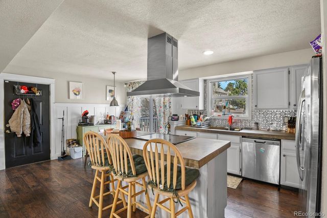 4132 S Richfield Way, Aurora, CO 80013