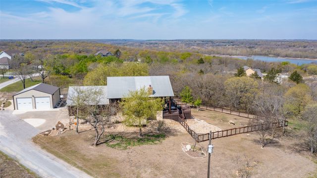 229 Southside Drive, Gainesville, TX 76240