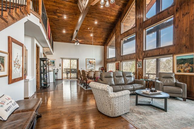 229 Southside Drive, Gainesville, TX 76240