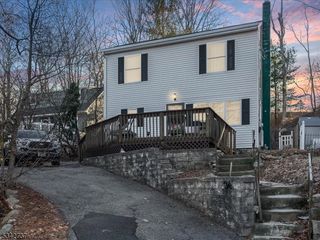 34 Condict Rd, Roxbury Twp., NJ 07850