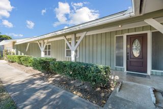5813 Biscayne Court, Haltom City, TX 76117