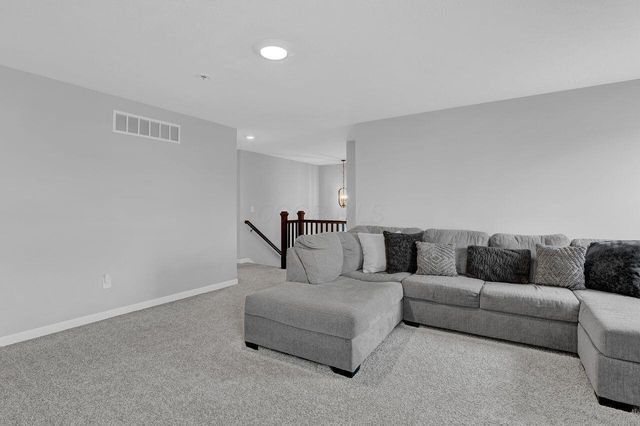 6886 Gelderland Drive, Hilliard, OH 43026