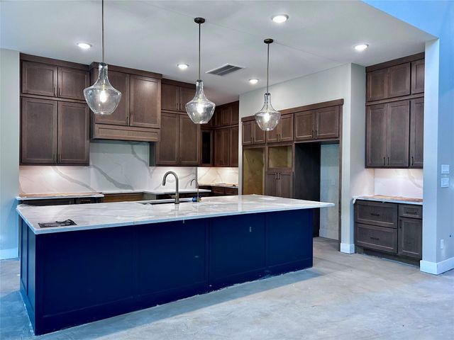 56 James Estates Drive, Fulshear, TX 77441