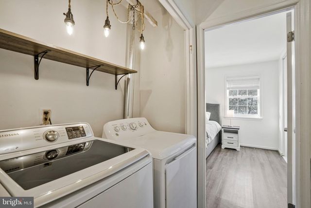 6064 OLD LANDING WAY, Burke, VA 22015