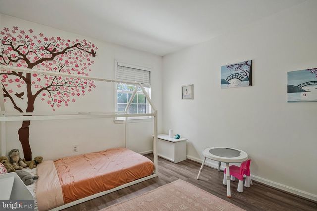 6064 OLD LANDING WAY, Burke, VA 22015